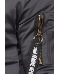 dunkelgraue Bomberjacke von Catch