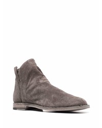 dunkelgraue Chelsea Boots aus Wildleder von Officine Creative