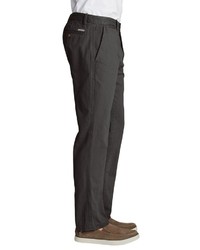 dunkelgraue Chinohose von Eddie Bauer