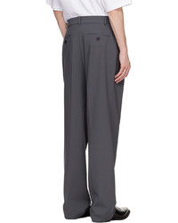 dunkelgraue Chinohose von The Frankie Shop