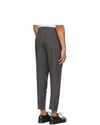 dunkelgraue Chinohose von Issey Miyake Men