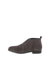 dunkelgraue Chukka-Stiefel aus Wildleder von BOSS