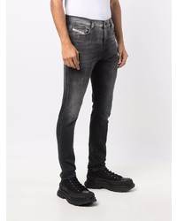 dunkelgraue enge Jeans von Diesel