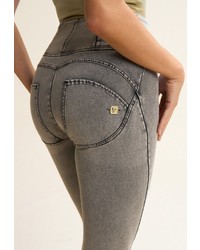 dunkelgraue enge Jeans von Freddy