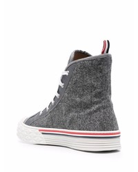 dunkelgraue hohe Sneakers von Thom Browne