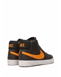 dunkelgraue hohe Sneakers von Nike