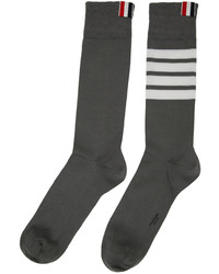 dunkelgraue horizontal gestreifte Socken von Thom Browne