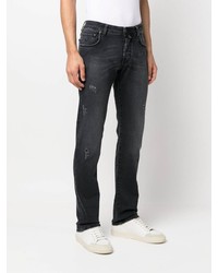 dunkelgraue Jeans mit Destroyed-Effekten von Jacob Cohen