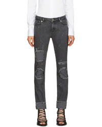 dunkelgraue Jeans mit Destroyed-Effekten von Givenchy