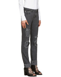 dunkelgraue Jeans mit Destroyed-Effekten von Givenchy