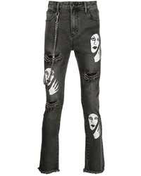 dunkelgraue Jeans mit Destroyed-Effekten von Haculla