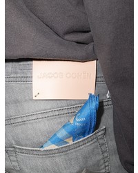 dunkelgraue Jeans mit Destroyed-Effekten von Jacob Cohen