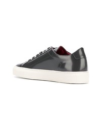 dunkelgraue Leder niedrige Sneakers von Common Projects