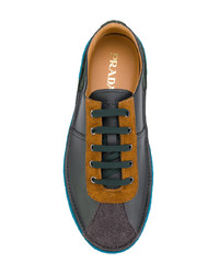 dunkelgraue Leder niedrige Sneakers von Prada