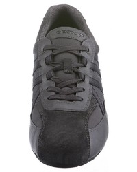 dunkelgraue Leder niedrige Sneakers von Geox