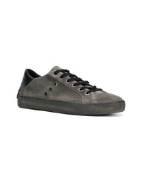 dunkelgraue Leder niedrige Sneakers von Crime London