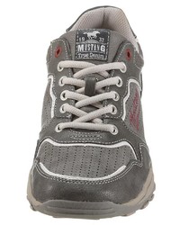 dunkelgraue Leder niedrige Sneakers von Mustang Shoes