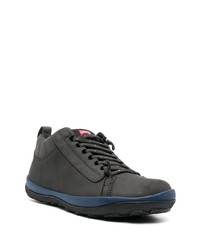 dunkelgraue Leder niedrige Sneakers von Camper