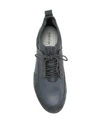 dunkelgraue Leder niedrige Sneakers von Geox