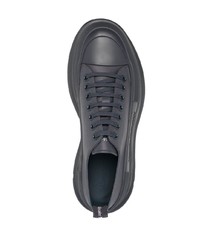 dunkelgraue Leder niedrige Sneakers von Alexander McQueen