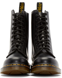 dunkelgraue Lederstiefel von Dr. Martens