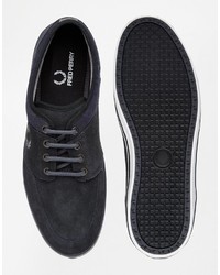 dunkelgraue Leinenschuhe aus Wildleder von Fred Perry