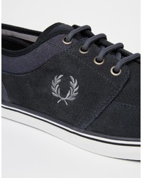 dunkelgraue Leinenschuhe aus Wildleder von Fred Perry