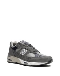 dunkelgraue niedrige Sneakers von New Balance