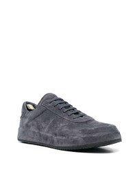 dunkelgraue niedrige Sneakers von Officine Creative