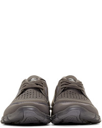 dunkelgraue niedrige Sneakers von adidas by Stella McCartney