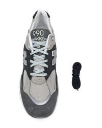 dunkelgraue niedrige Sneakers von New Balance