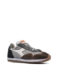 dunkelgraue niedrige Sneakers von Diadora