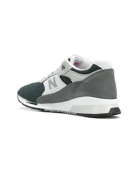 dunkelgraue niedrige Sneakers von New Balance