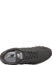 dunkelgraue niedrige Sneakers von New Balance