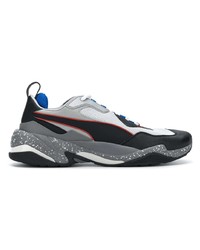 dunkelgraue niedrige Sneakers von Puma