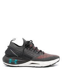 dunkelgraue niedrige Sneakers von Under Armour