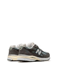 dunkelgraue niedrige Sneakers von New Balance