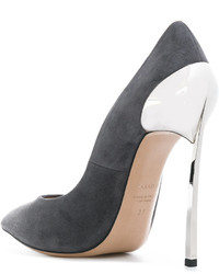 dunkelgraue Pumps von Casadei