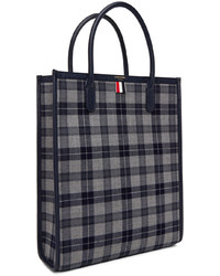 dunkelgraue Shopper Tasche mit Schottenmuster von Thom Browne