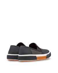 dunkelgraue Slip-On Sneakers aus Segeltuch von Prada