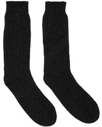 dunkelgraue Socken von Meta Campania Collective