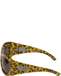 dunkelgraue Sonnenbrille mit Leopardenmuster von Balenciaga