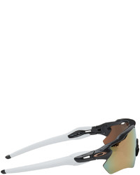 dunkelgraue Sonnenbrille von Oakley