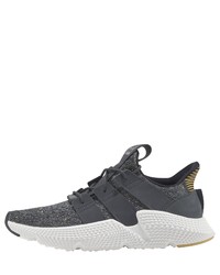 dunkelgraue Sportschuhe von adidas Originals