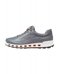 dunkelgraue Sportschuhe von Ecco
