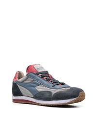 dunkelgraue Sportschuhe von Diadora