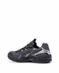 dunkelgraue Sportschuhe von Asics