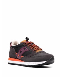 dunkelgraue Sportschuhe von Saucony