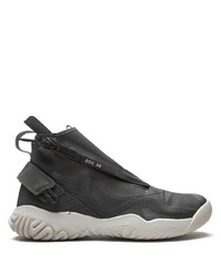 dunkelgraue Sportschuhe von Jordan