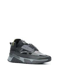 dunkelgraue Sportschuhe von Diesel